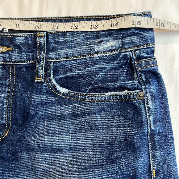 Joe jeans, denim distress 4” shorts SZ 27 - Picture 6 of 9